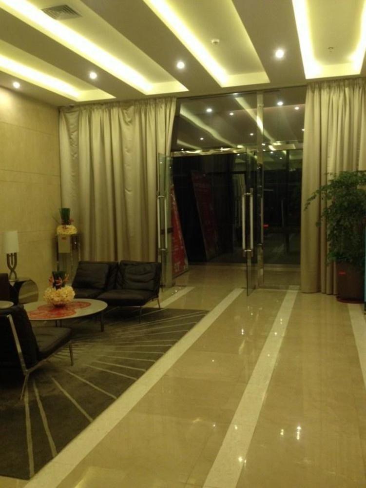 Yichao Apartment Hotel Гуанчжоу Екстер'єр фото